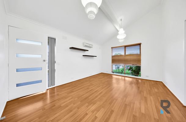 1 / 17 Shandeen Court, Meadow Heights