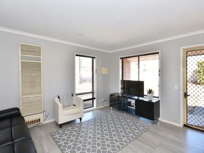 1 / 28 Collins Street, Kangaroo Flat