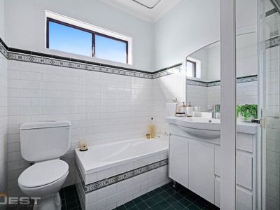 8 Fenwick Avenue, Roselands