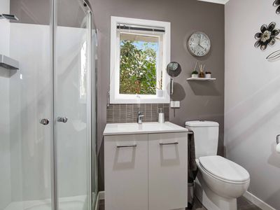 27A Makiri Street, Helensville