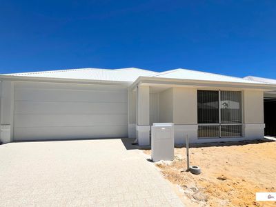 9 Capitola Way, Madora Bay