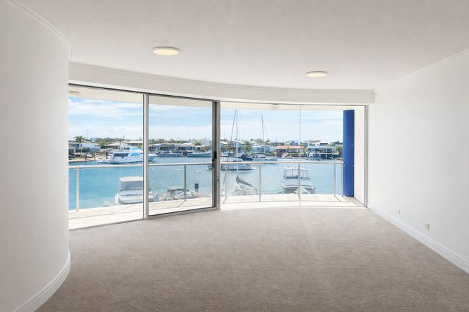 unit 204 / 13 Nicklin Way, Minyama