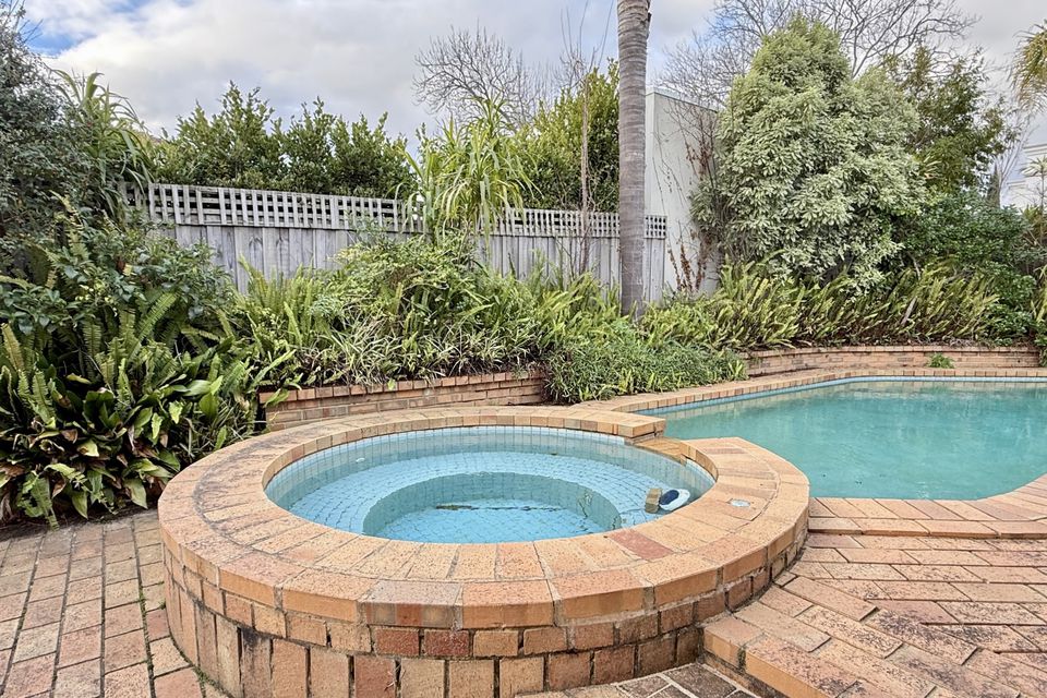 10 Bennett Street, Deepdene