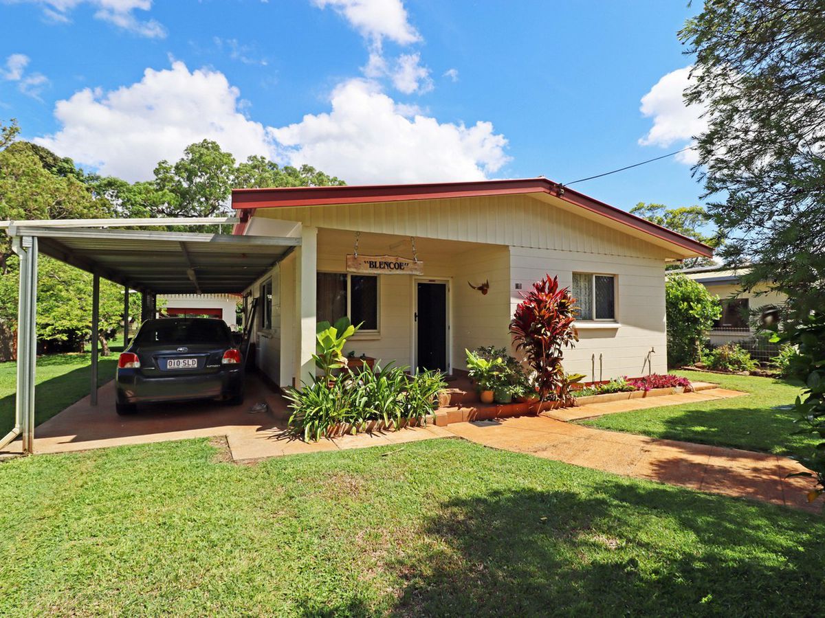 16 BANKSIA STREET, Walkamin