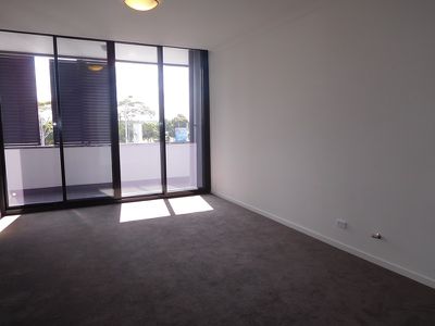 411 / 420 Macquarie Street, Liverpool