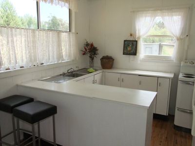 13 High Street, Tambar Springs