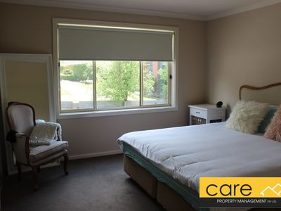 1 / 13 Diston Court, Pakenham
