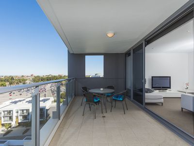 806 / 2 Oldfield Street, Burswood