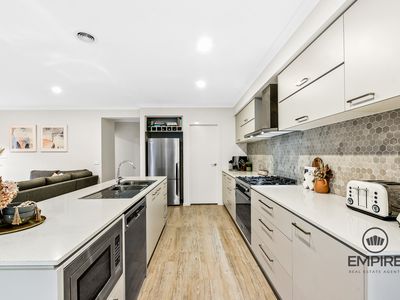 32 Pasture Circuit, Clyde North
