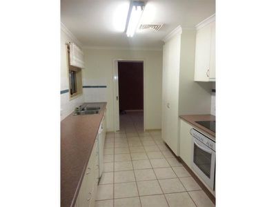 4 Bondini Drive, Newman