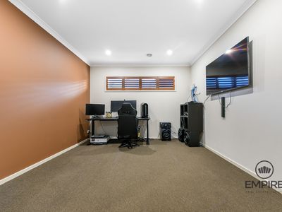80 Mackillop Way, Clyde North