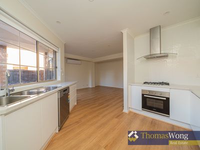 2 / 48 - 50 Kanooka Grove, Clayton