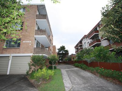 9 / 7 Meadow Crescent, Meadowbank