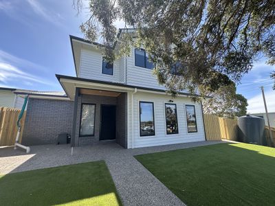 2 Settlement Road, Belmont