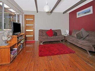 18 Manning Avenue, Narrawallee