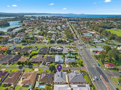 2B Fig Tree Court, Forster