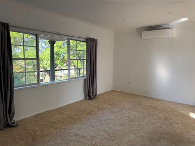10 Glenwarrie Place, Parkes