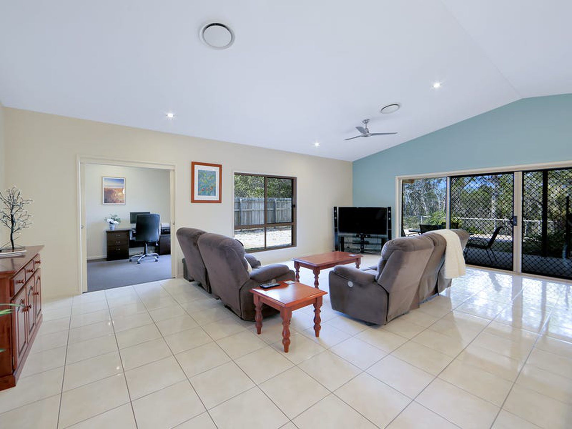 29 Ocean View Dr, Woodgate