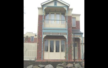 3 / 8-13 Adelaide Close, Berwick