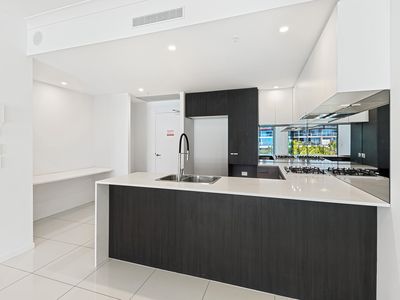 2406 / 25 East Quay Drive, Biggera Waters