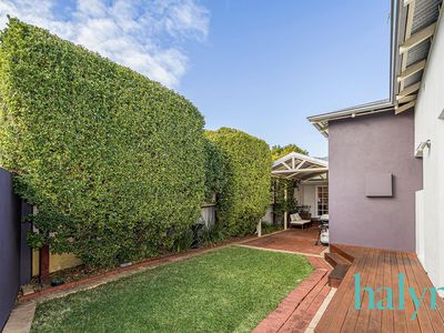 89 Scarborough Beach Road, Mount Hawthorn