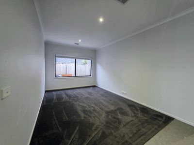 14 Ivy Court, Werribee