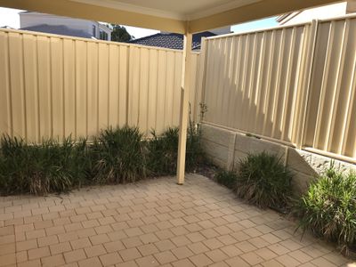 23 Derrington Crescent, Balga