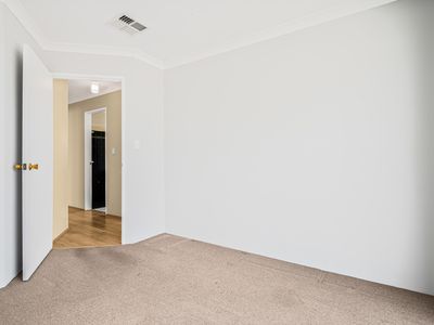 6 Borah Court, Caversham