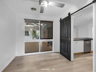 8 Sandpiper Place, Frankston