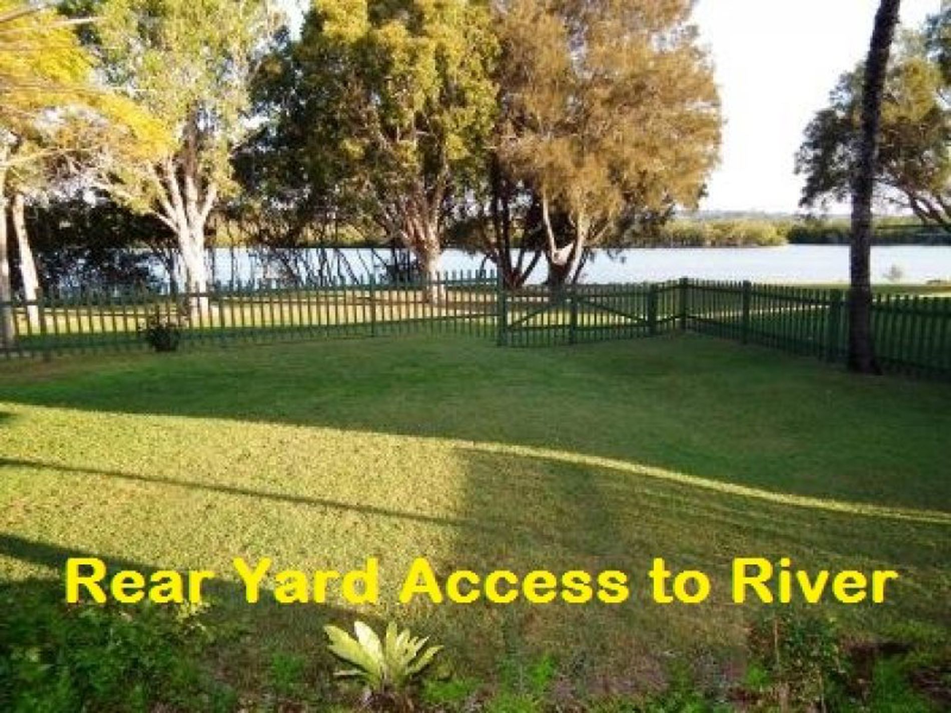 2 Sunset Place, Tweed Heads West