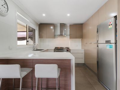 89 Leacocks Lane, Casula