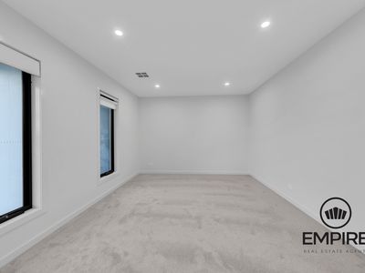 139 Yeungroon Boulevard, Clyde North