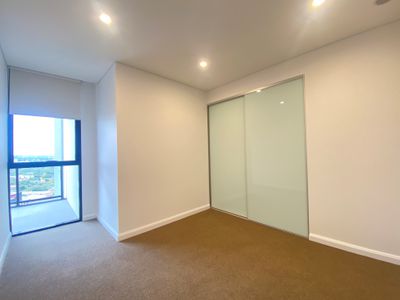 1942 / 9 Maple Tree Road, Westmead