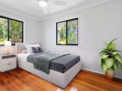 5 Kaniva Street, Rochedale South