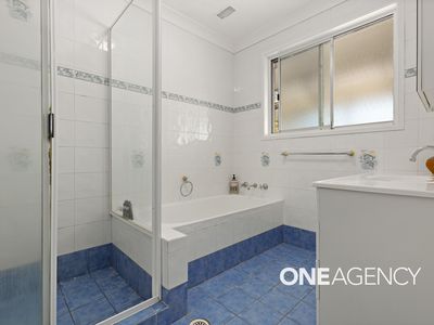 9 Yeovil Drive, Bomaderry