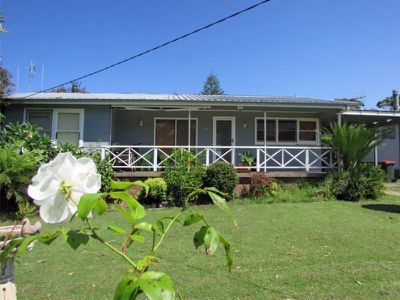 6 Edwin Avenue, Lake Conjola