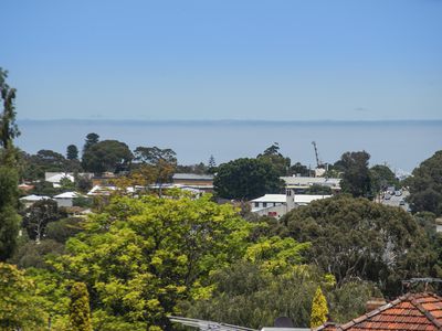 2 / 370 Canning Highway, Bicton