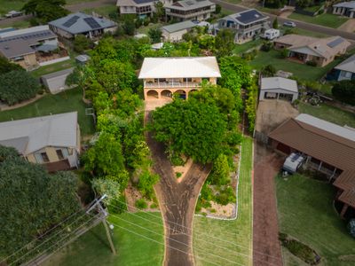 13 Meghan Crescent, Qunaba