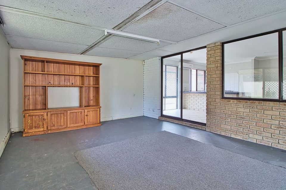 9 Dargin Way , Rockingham