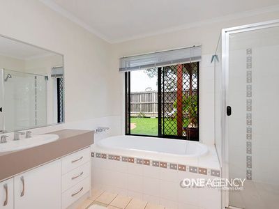 16 Rachele Close, Forest Lake