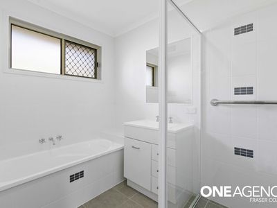 14 Crystal Court, Urangan