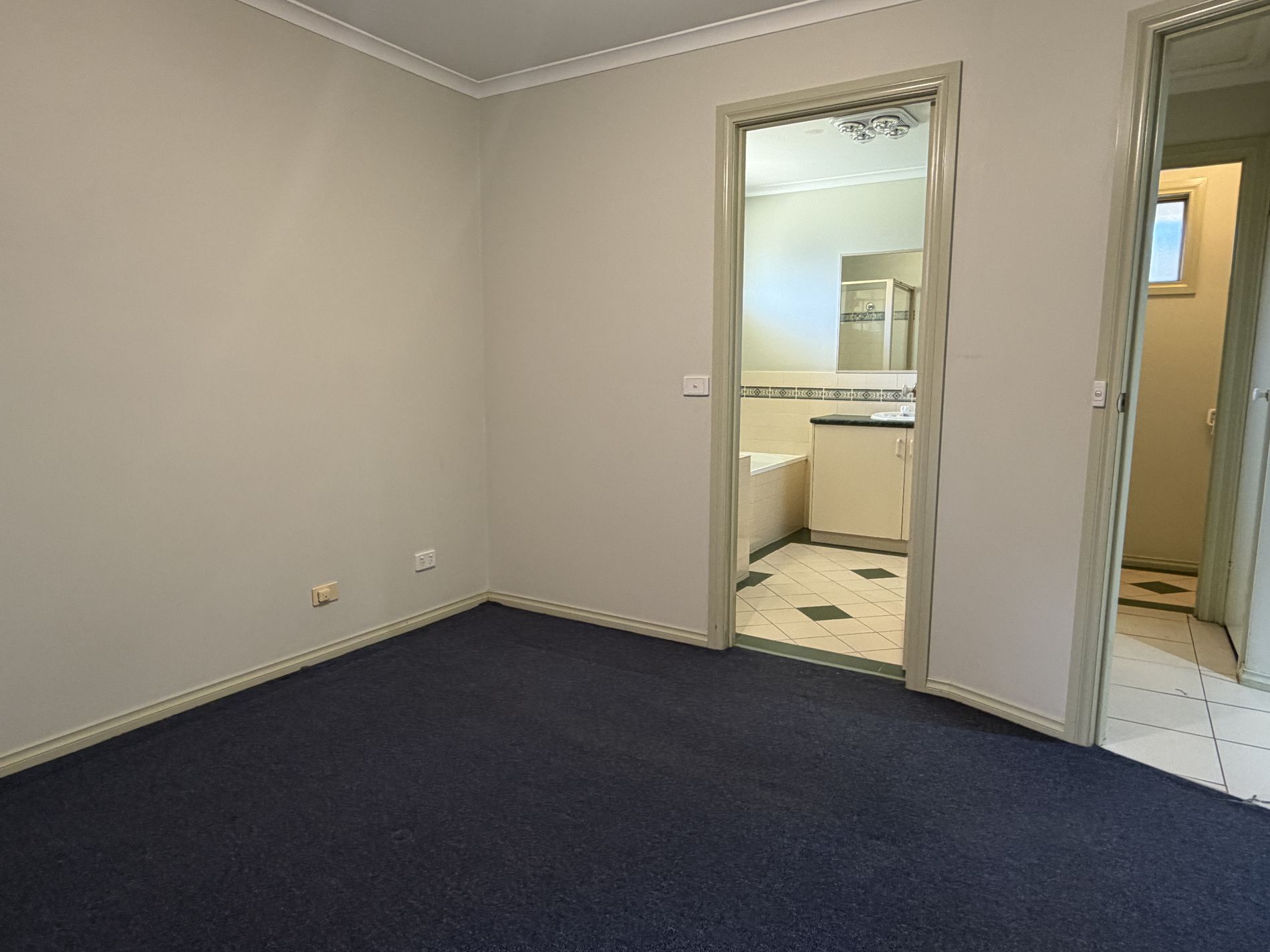 14 Latham Street, Werribee