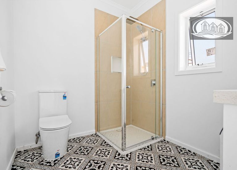 unit 1 / 92 Percy Street, Portland