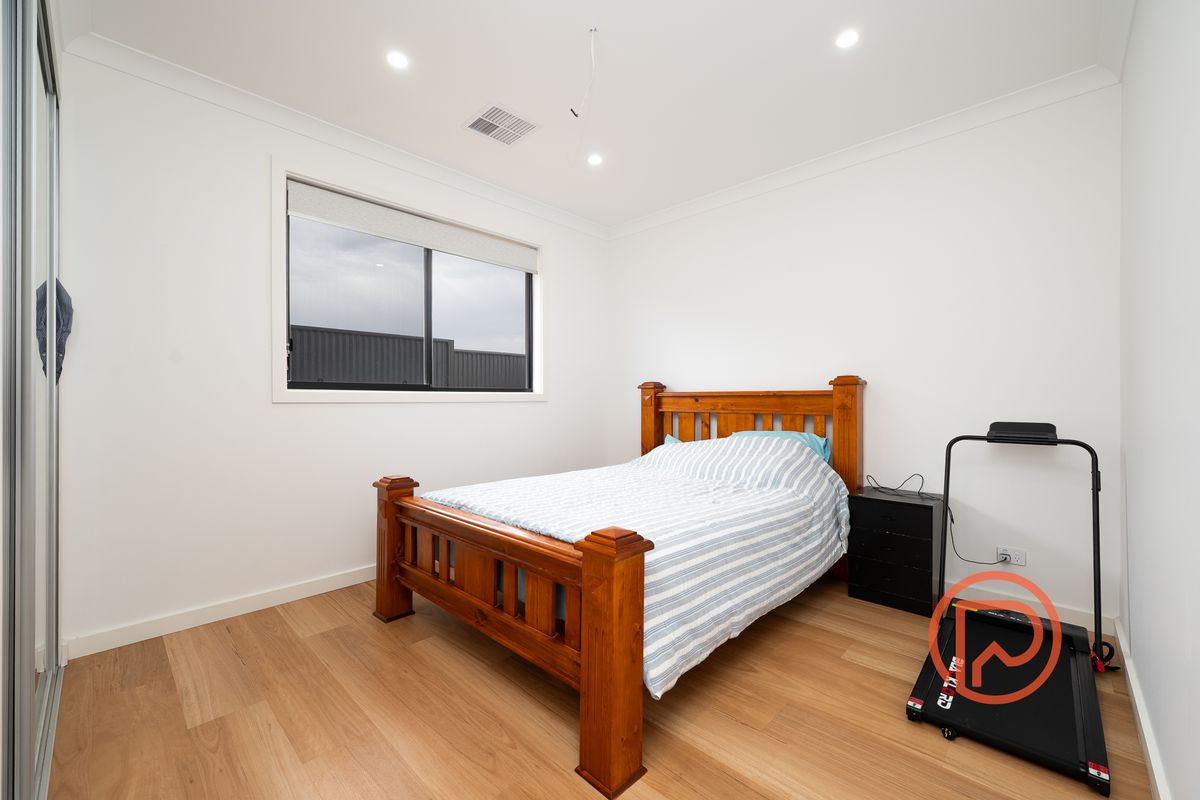 8 Trimboli Crescent, Riverlea Park