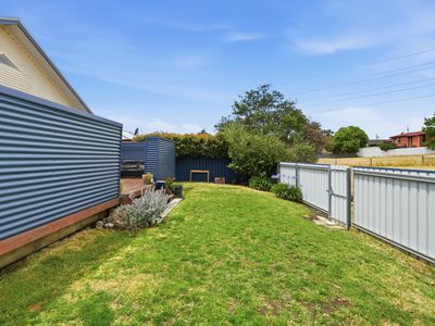 34 Belgrave Parade, Youngtown