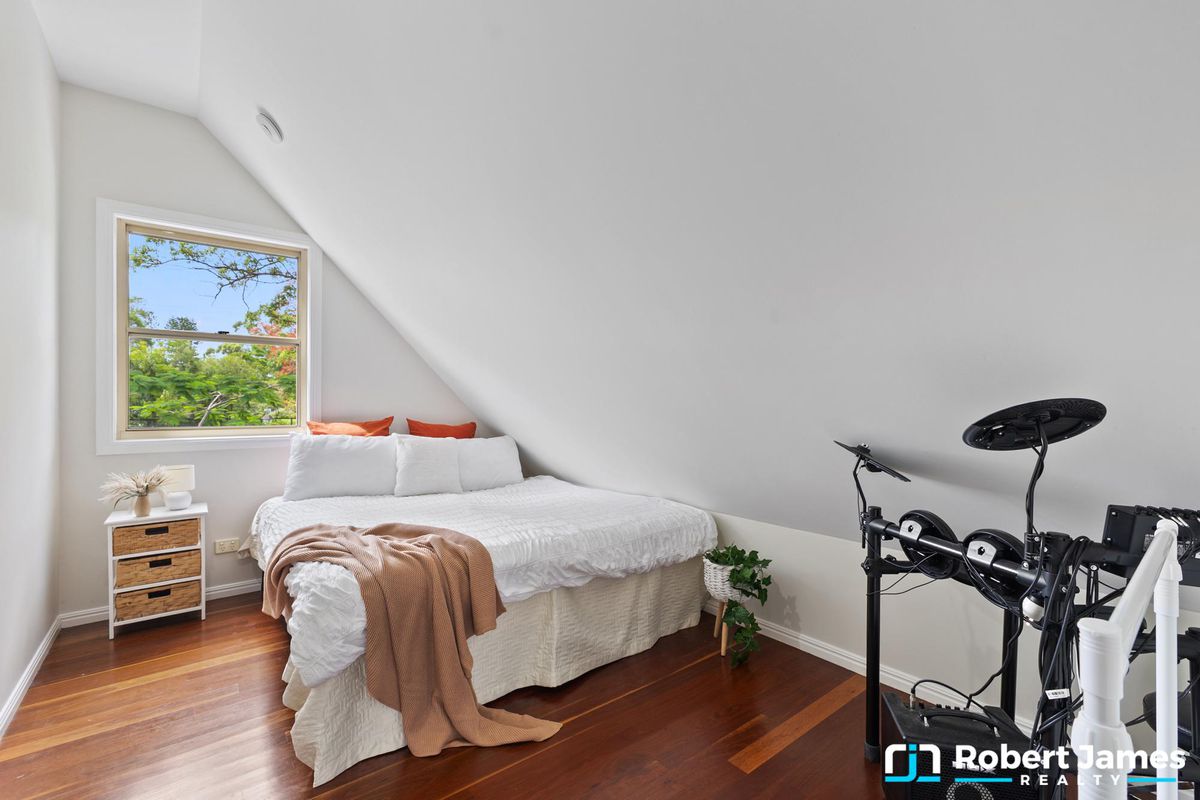 90 Redwood Road, Doonan