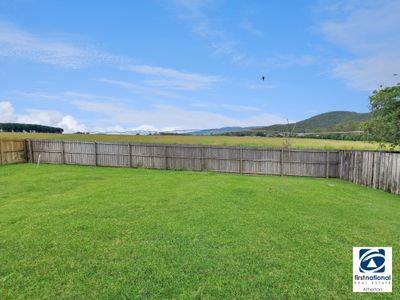 65 Tumbare Street, Atherton