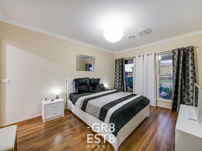 37 ATLAS DRIVE, Cranbourne West