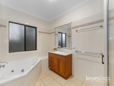 28 Manersley Place, Annandale