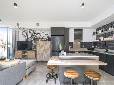 1 / 10 Angove Street, North Perth